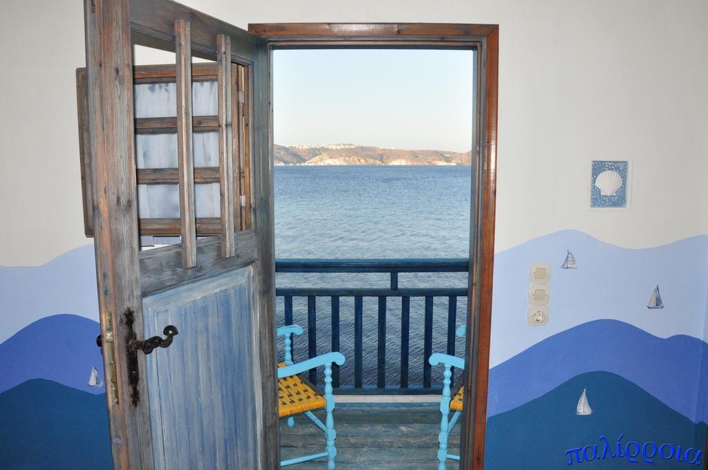 Palirroia (High Tide) Embourios (Milos) Exterior foto